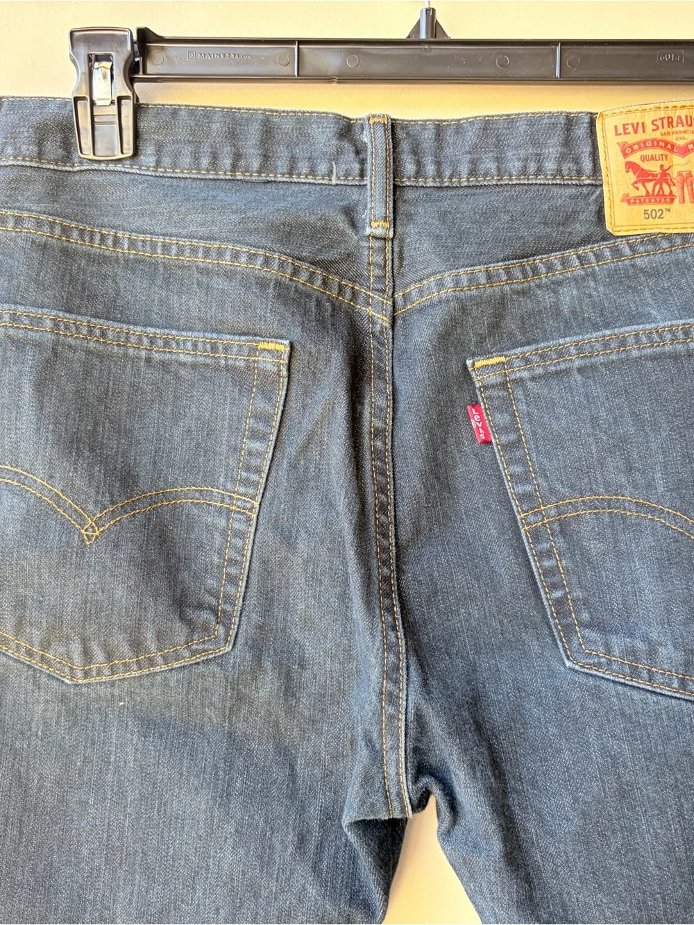 Levi's Relaxed Fit Men's Denim Jeans in Blue